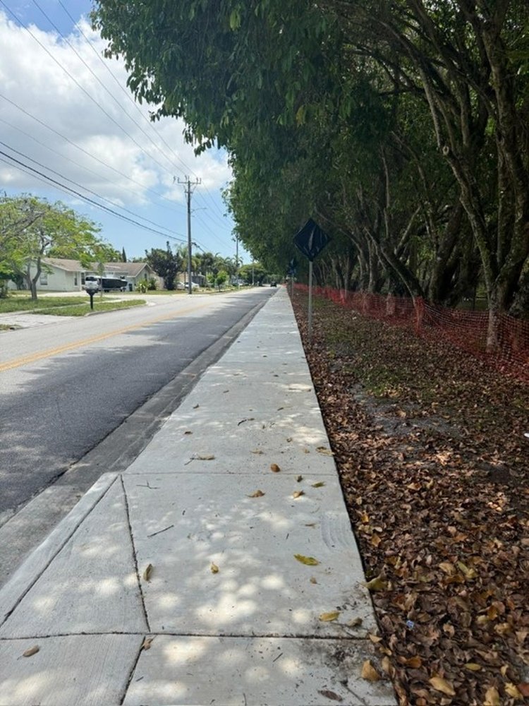 4” sidewalk along SW 11th St   May 2025