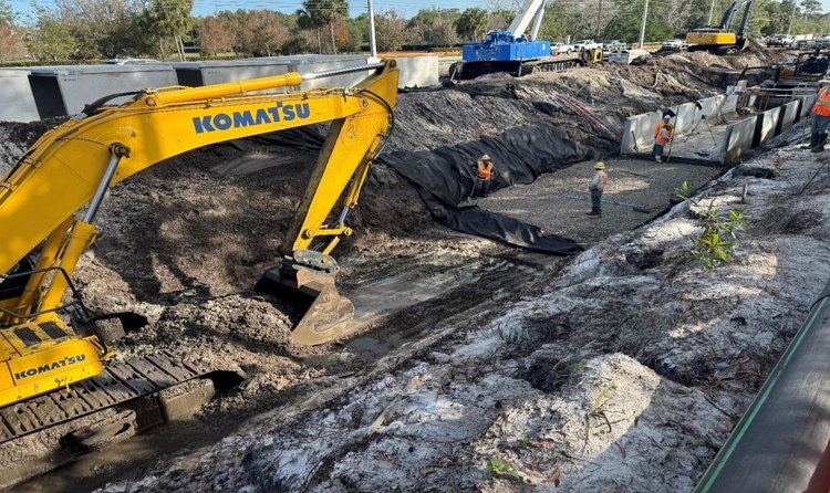 Precast box culvert coarse aggregate bedding and filter fabric placement, Jan. 2025