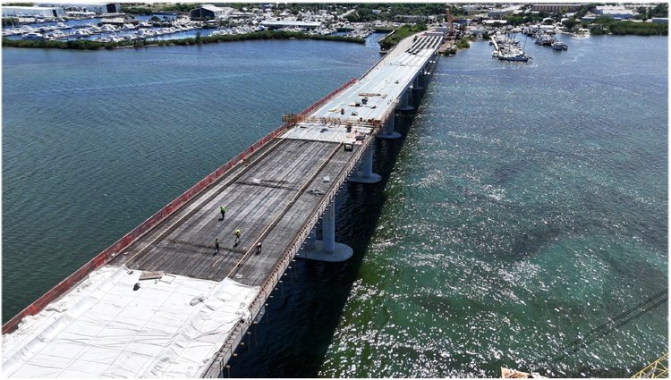 Main Span Unit placement of the concrete deck, Aug. 2025